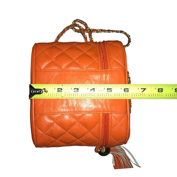 Vintage Quilted Crossbody Bag - Picture 10 of 15